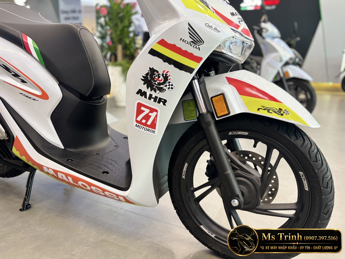 Honda SH150 Ý Malossi 2026 tại Đà Nẵng - Tem custom thể thao, dáng SH thanh lịch