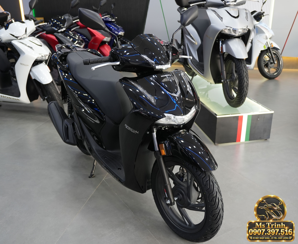 Honda SH150i Ý đen bóng 2027 tại Đà Nẵng - Sơn bóng lịch sự, tiện ích cho mỗi ngày