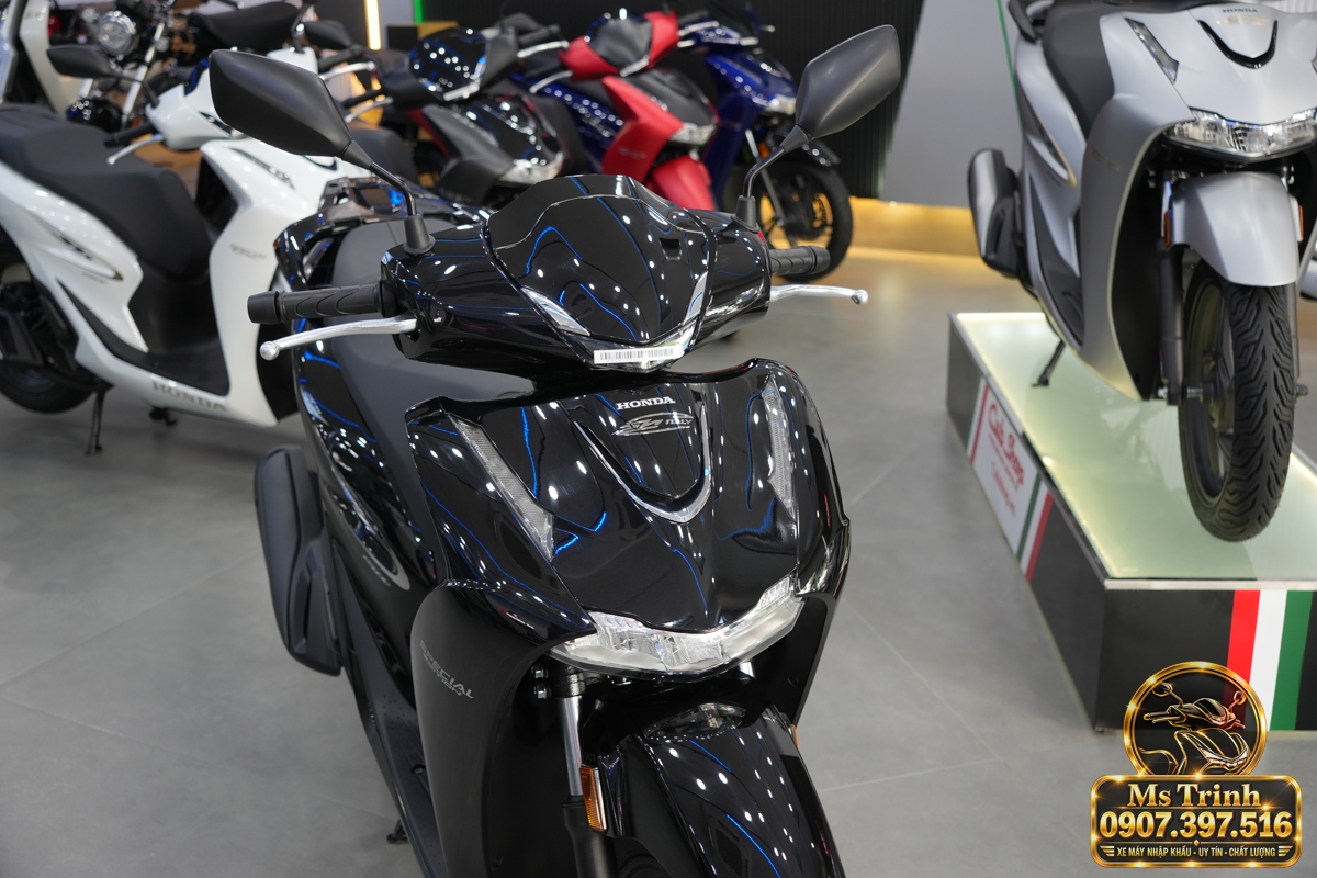 Honda SH150i Ý đen bóng 2027 tại Đà Nẵng - Sơn bóng lịch sự, tiện ích cho mỗi ngày