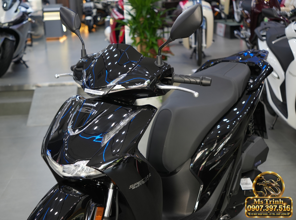 Honda SH150i Ý đen bóng 2027 tại Đà Nẵng - Sơn bóng lịch sự, tiện ích cho mỗi ngày
