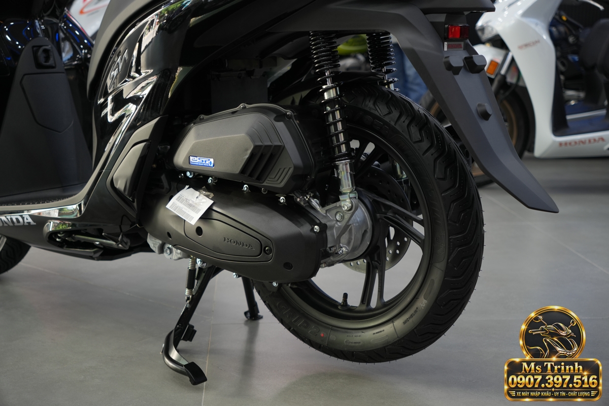 Honda SH150i Ý đen bóng 2027 tại Đà Nẵng - Sơn bóng lịch sự, tiện ích cho mỗi ngày