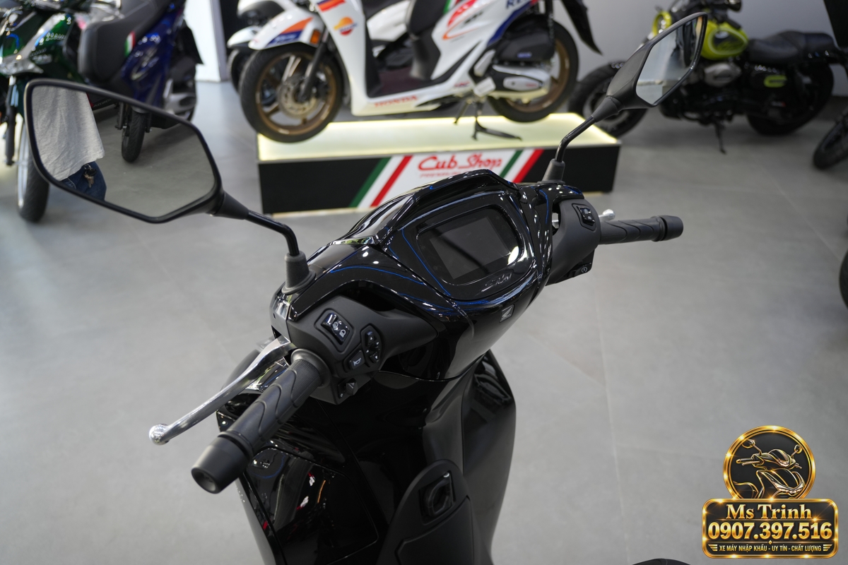 Honda SH150i Ý đen bóng 2027 tại Đà Nẵng - Sơn bóng lịch sự, tiện ích cho mỗi ngày