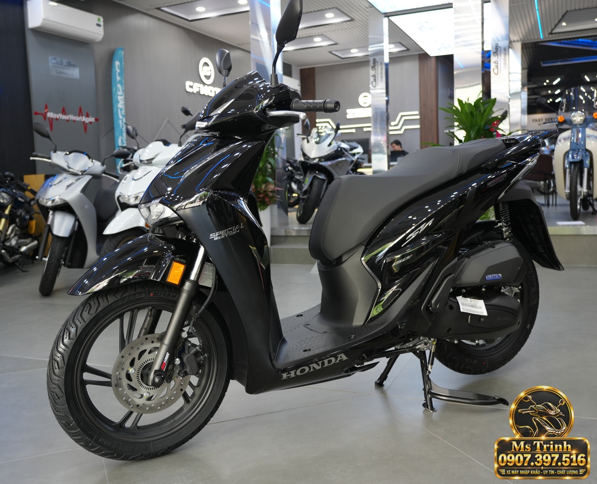 Honda SH150i Ý đen bóng 2027 tại Đà Nẵng - Sơn bóng lịch sự, tiện ích cho mỗi ngày