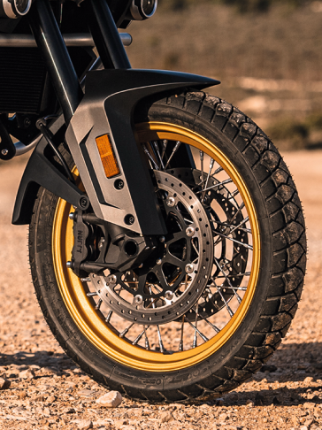 CF Moto 800MT Explorer 2025, ADV Cao Cấp Nhất, Chính Hãng, Giá Tốt tại Đà Nẵng
