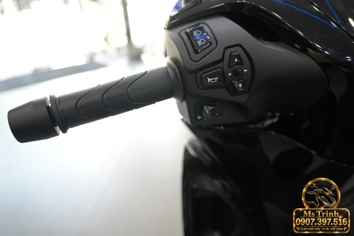 Honda SH150i Ý đen bóng 2027 tại Đà Nẵng - Sơn bóng lịch sự, tiện ích cho mỗi ngày