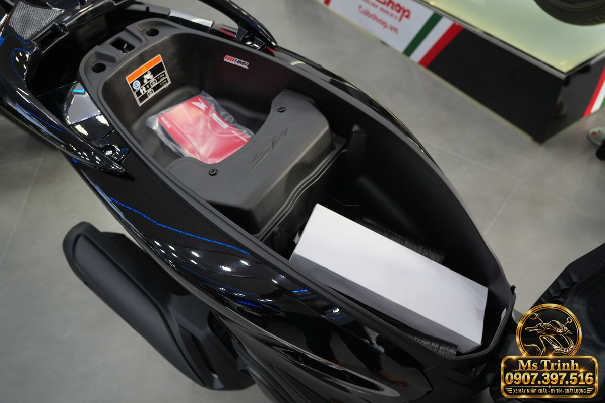 Honda SH150i Ý đen bóng 2027 tại Đà Nẵng - Sơn bóng lịch sự, tiện ích cho mỗi ngày