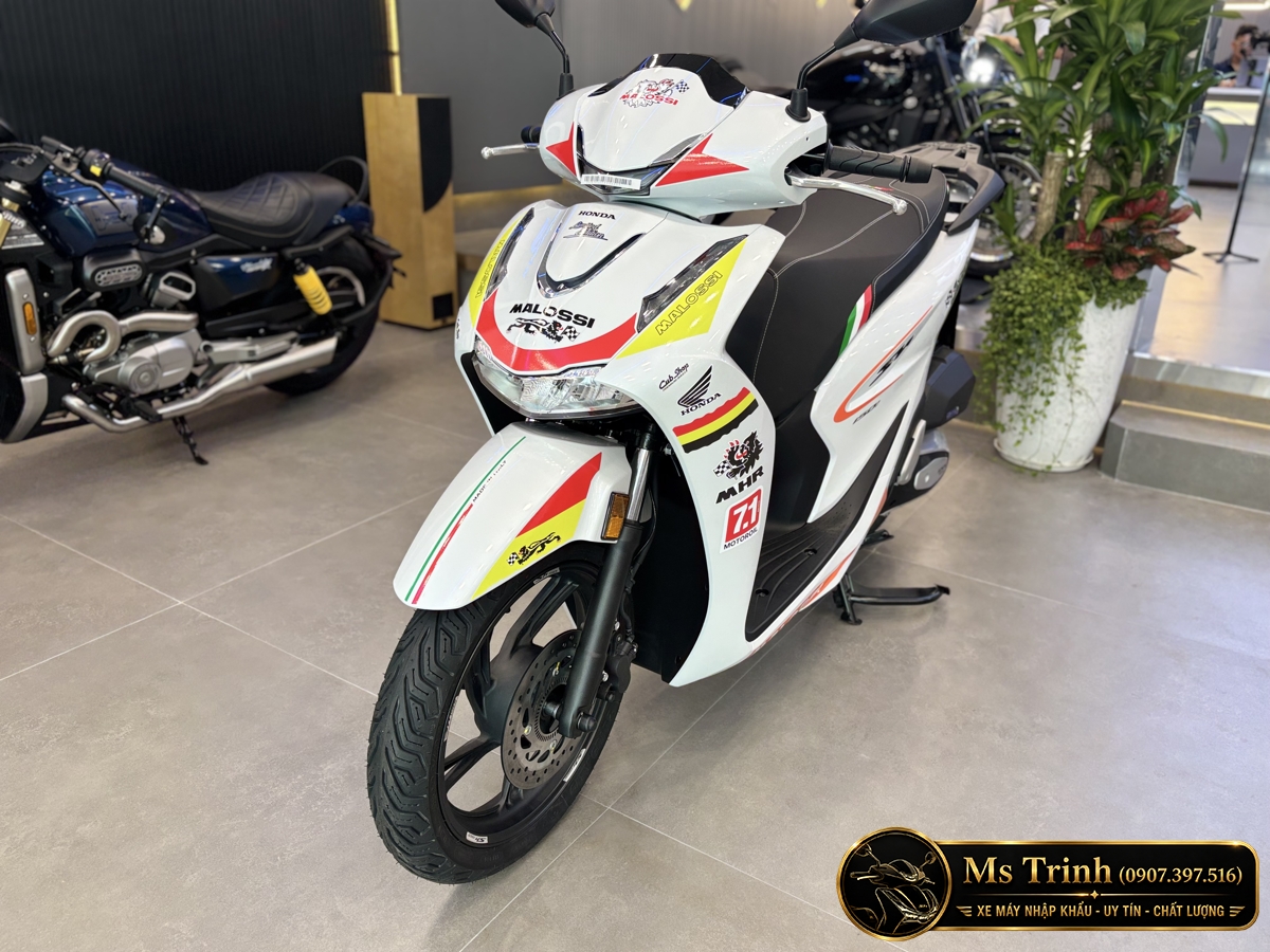 Honda SH150 Ý Malossi 2026 tại Đà Nẵng - Tem custom thể thao, dáng SH thanh lịch