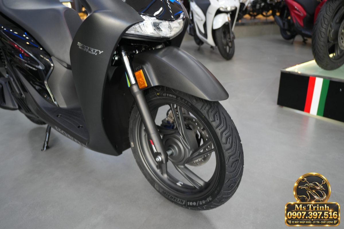 Honda SH150i Ý đen nhám 2027 tại Đà Nẵng sắc đen lịch lãm giá tốt, chính ngạch