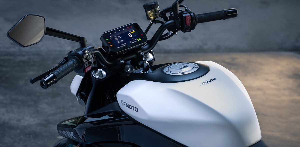 CF Moto 675NK 2025, Động Cơ 3 Xilanh Thẳng Hàng, Chính Hãng, Gía Rẻ tại Đà Nẵng
