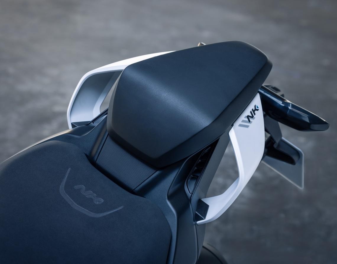 CF Moto 675NK 2025, Động Cơ 3 Xilanh Thẳng Hàng, Chính Hãng, Gía Rẻ tại Đà Nẵng