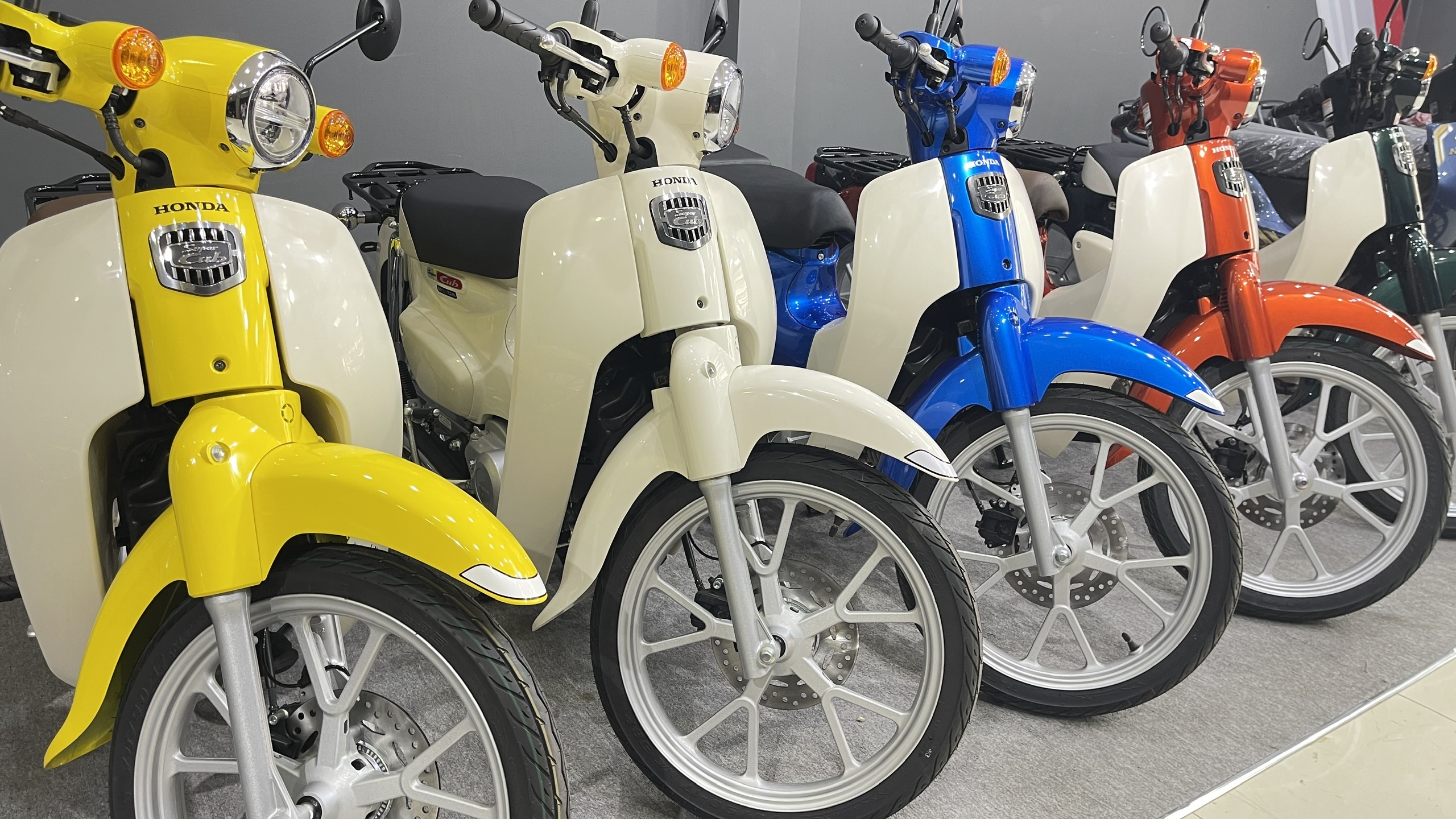 Honda Super Cub 110 ABS, Made In Japan, NK Chính Hãng, Hiếm tại Đà Nẵng