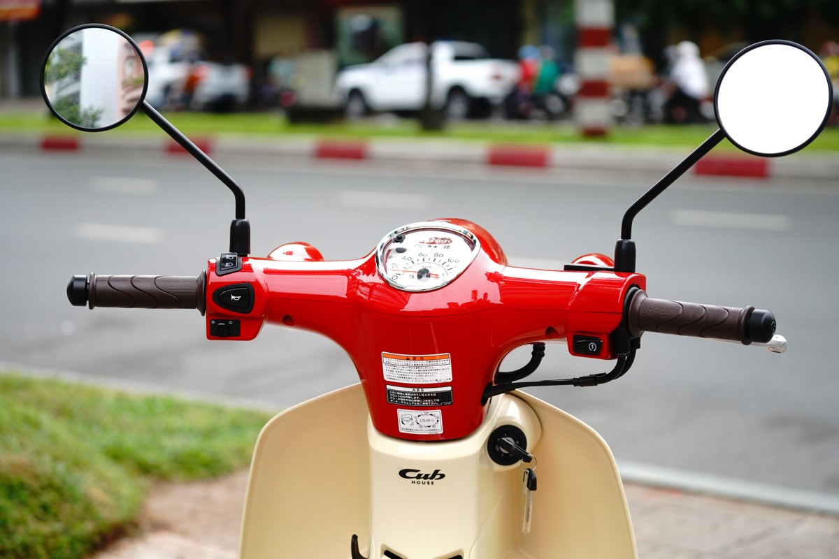 Honda Super Cub 110ABS Hello Kitty Edition, Made In Japan tại Đà Nẵng