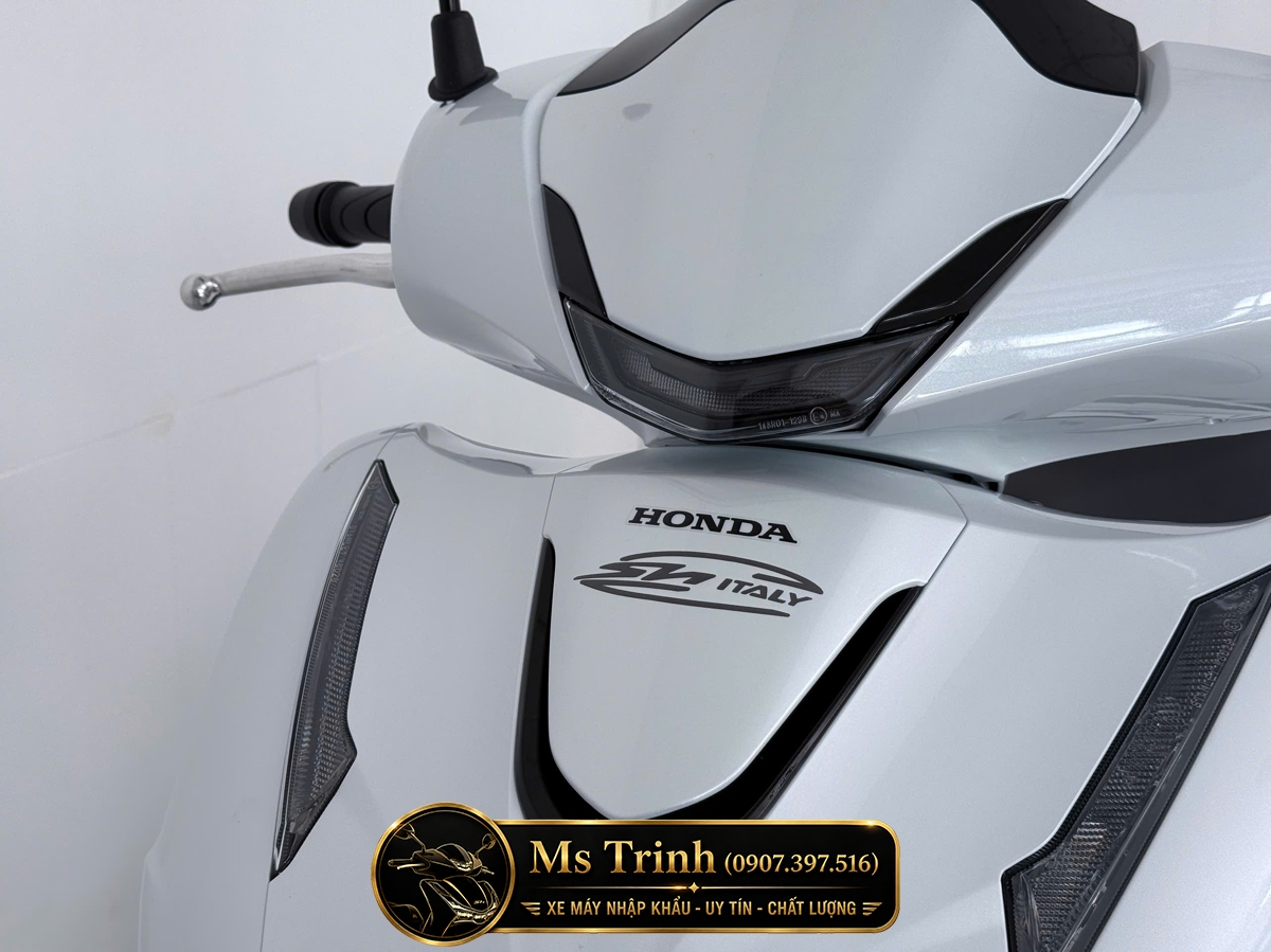 Honda SH150i Special Edition Standard nhập HMR Ý màu trắng tại Đà Nẵng: Giá trị nằm trong từng chi tiết nguyên bản