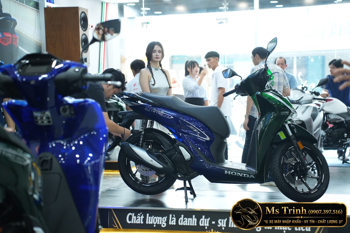 Honda SH150i Vetro Sapphire - Green tại Đà Nẵng: SH Ý 2 trong 1 giới hạn 200 xe