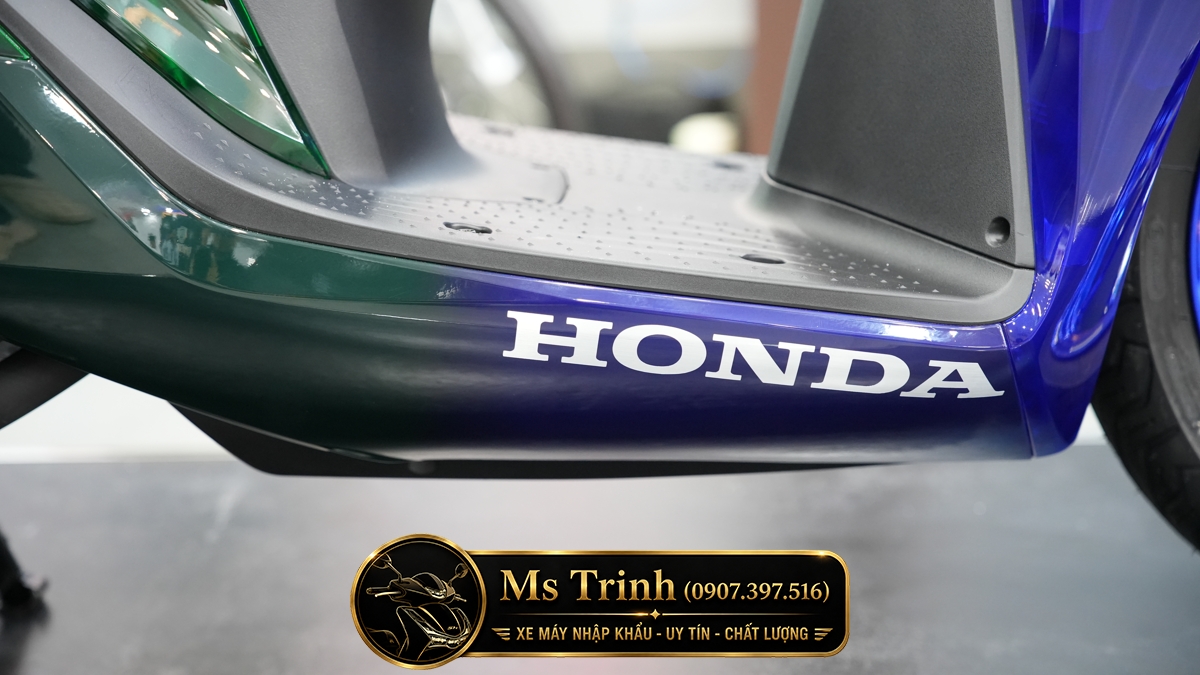 Honda SH150i Vetro Sapphire - Green tại Đà Nẵng: SH Ý 2 trong 1 giới hạn 200 xe