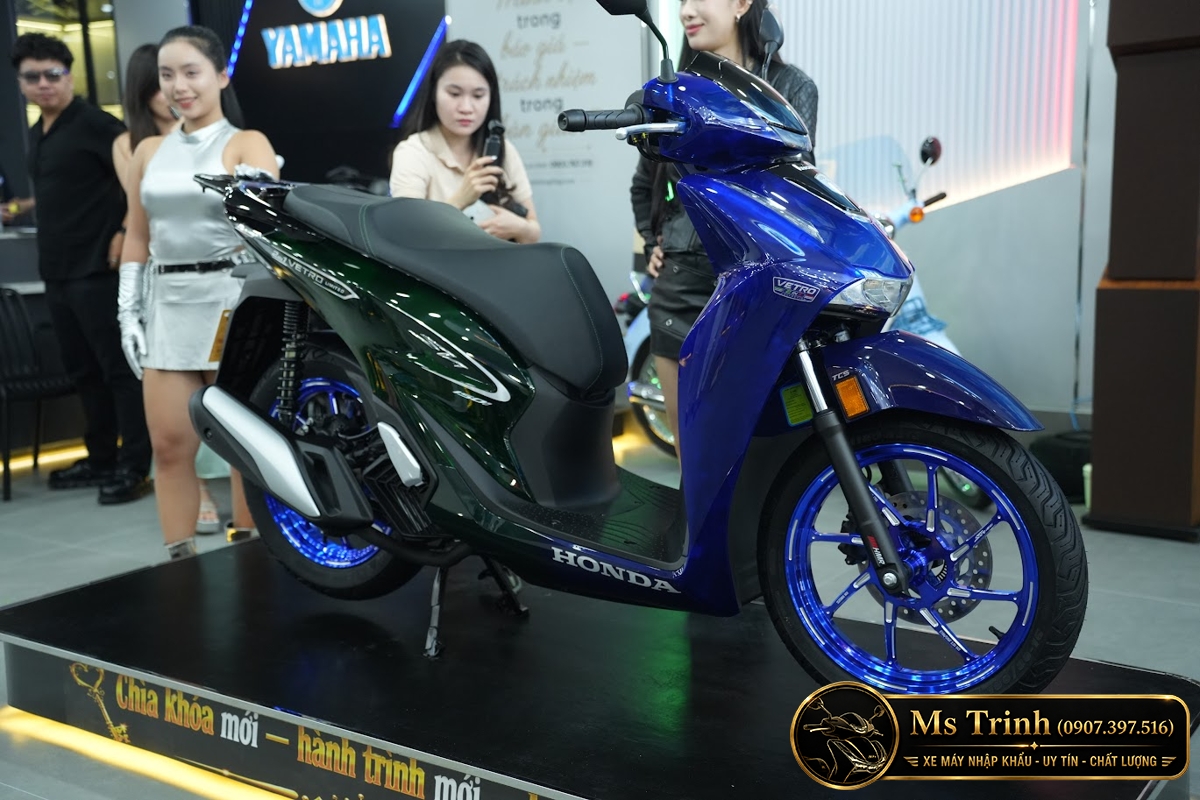 Honda SH150i Vetro Sapphire - Green tại Đà Nẵng: SH Ý 2 trong 1 giới hạn 200 xe