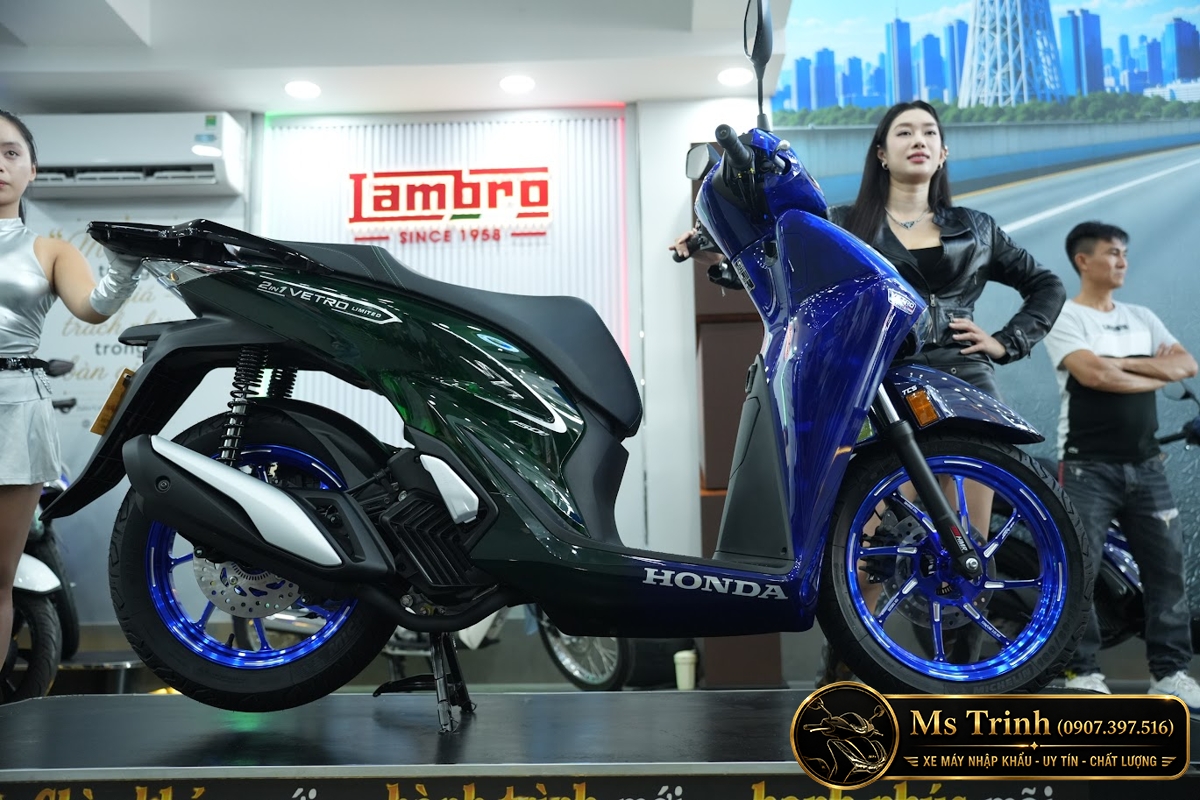 Honda SH150i Vetro Sapphire - Green tại Đà Nẵng: SH Ý 2 trong 1 giới hạn 200 xe