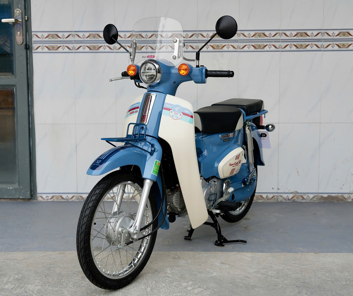 Honda Super Cub 50 Final Edition Custom Japan tại Đà Nẵng - Phiên bản sưu tầm hiếm