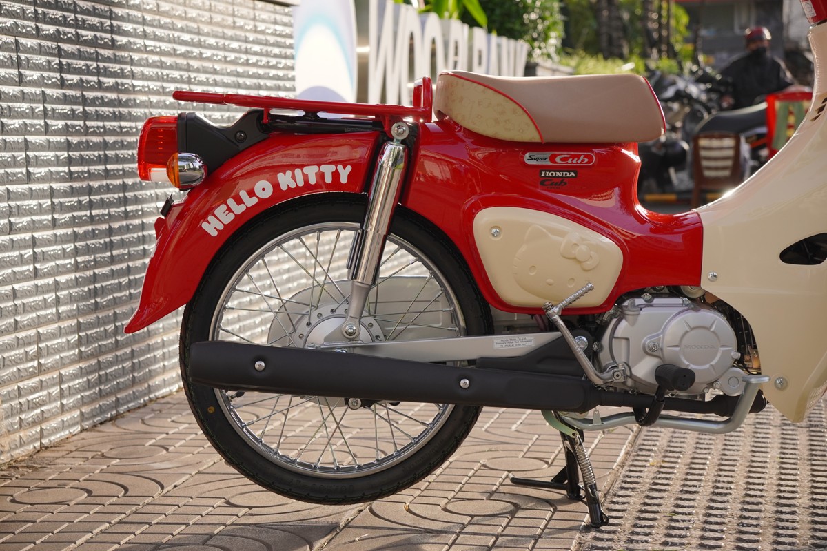 Honda Super Cub 50cc Hello Kitty Edition, Made In Japan, Hàng Hiếm tại Đà Nẵng