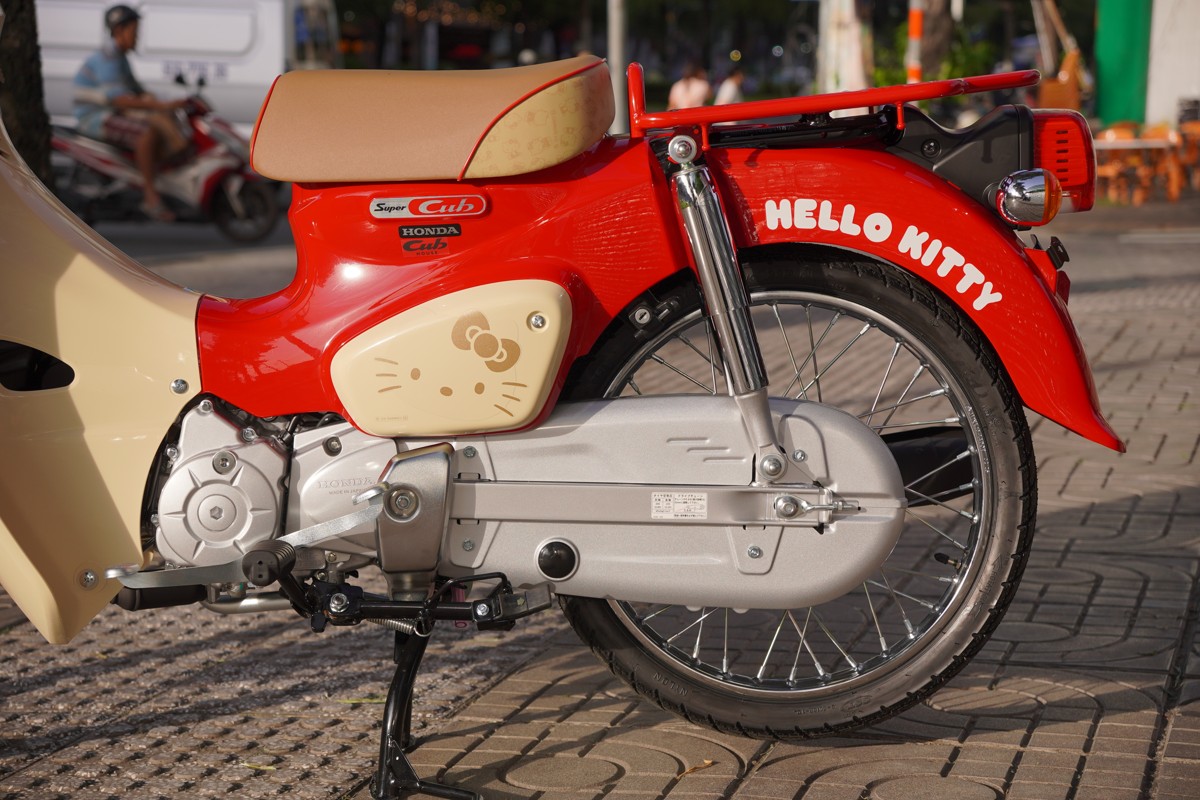 Honda Super Cub 50cc Hello Kitty Edition, Made In Japan, Hàng Hiếm tại Đà Nẵng