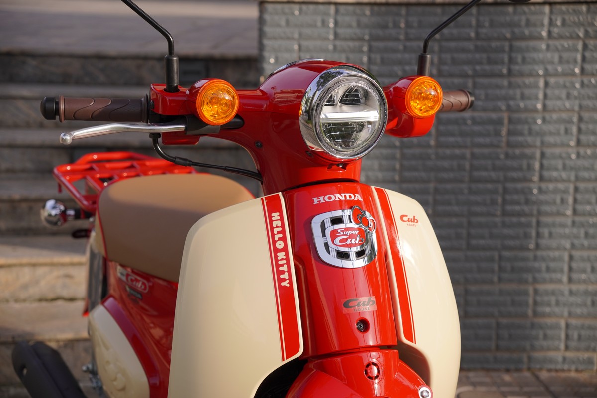Honda Super Cub 50cc Hello Kitty Edition, Made In Japan, Hàng Hiếm tại Đà Nẵng