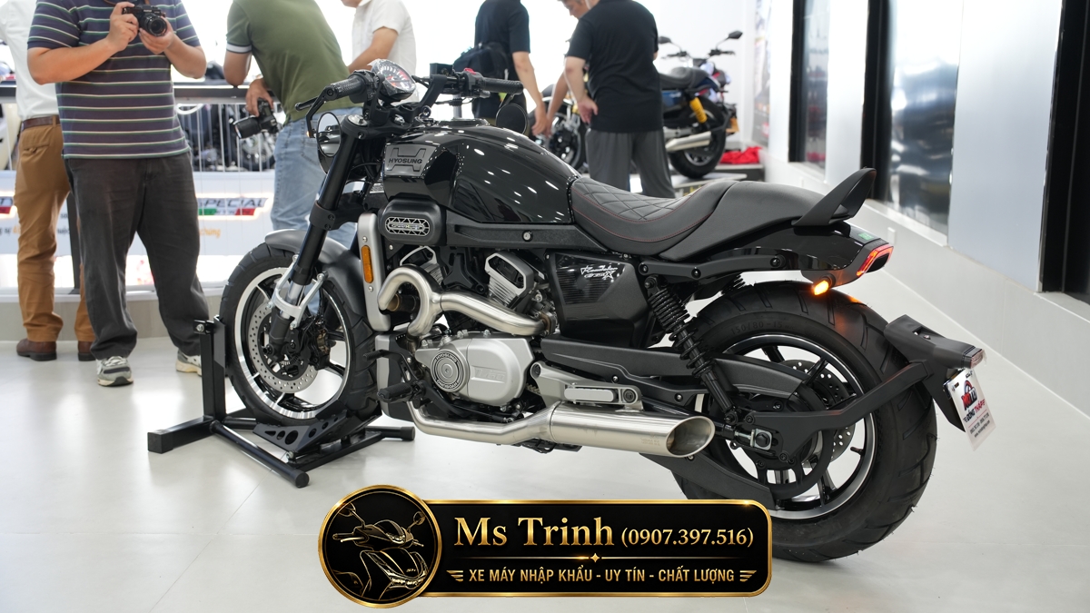 Hyosung GV350X tại Đà Nẵng - Cruiser 350cc Phong Cách Mỹ Cơ Bắp, Cá Tính