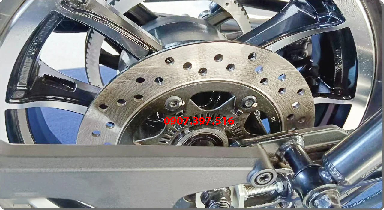 Hyosung GV350X tại Đà Nẵng - Cruiser 350cc Phong Cách Mỹ Cơ Bắp, Cá Tính