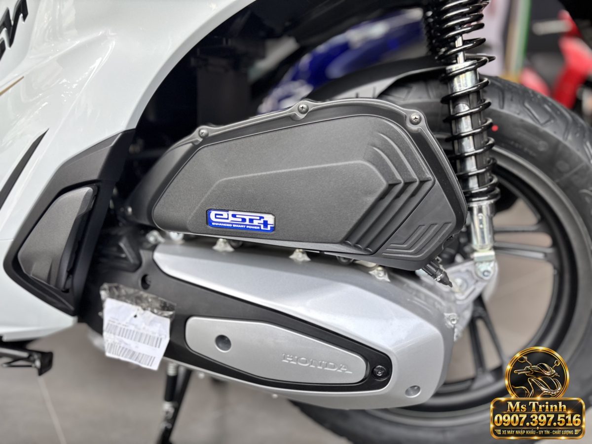 SH150i Ý 2027 màu trắng tại Đà Nẵng - Nhập khẩu nguyên chiếc, thiết kế sang trọng, giá tốt