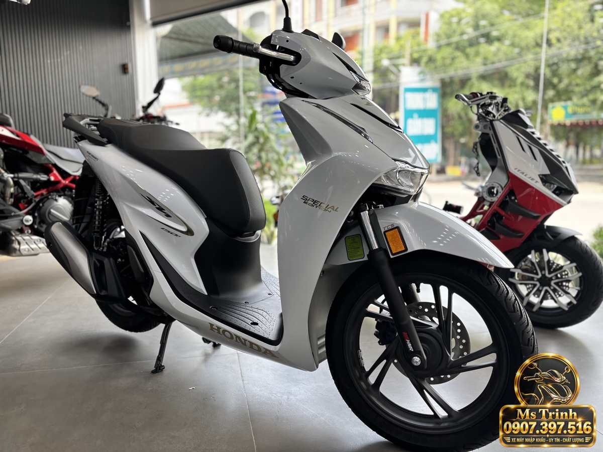 SH150i Ý 2027 màu trắng tại Đà Nẵng - Nhập khẩu nguyên chiếc, thiết kế sang trọng, giá tốt
