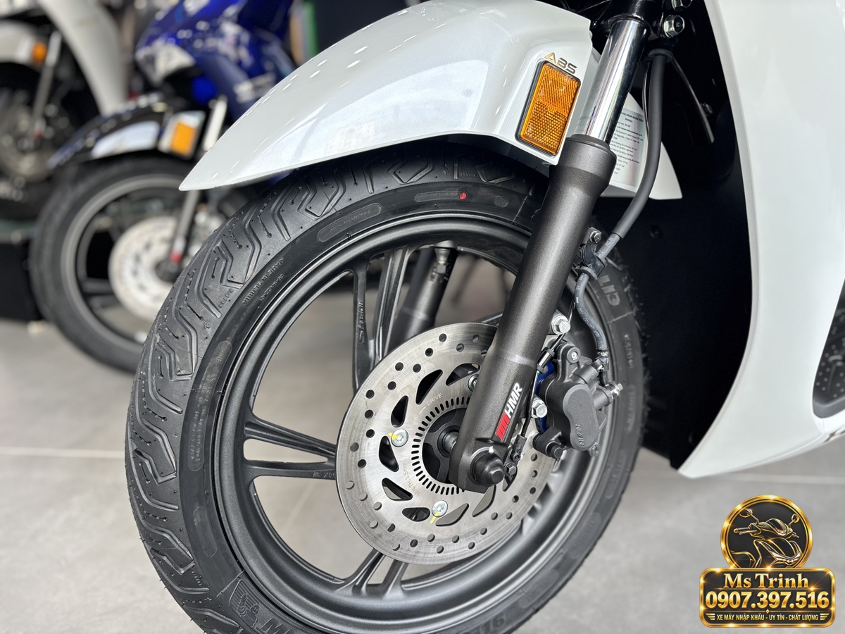 SH150i Ý 2027 màu trắng tại Đà Nẵng - Nhập khẩu nguyên chiếc, thiết kế sang trọng, giá tốt