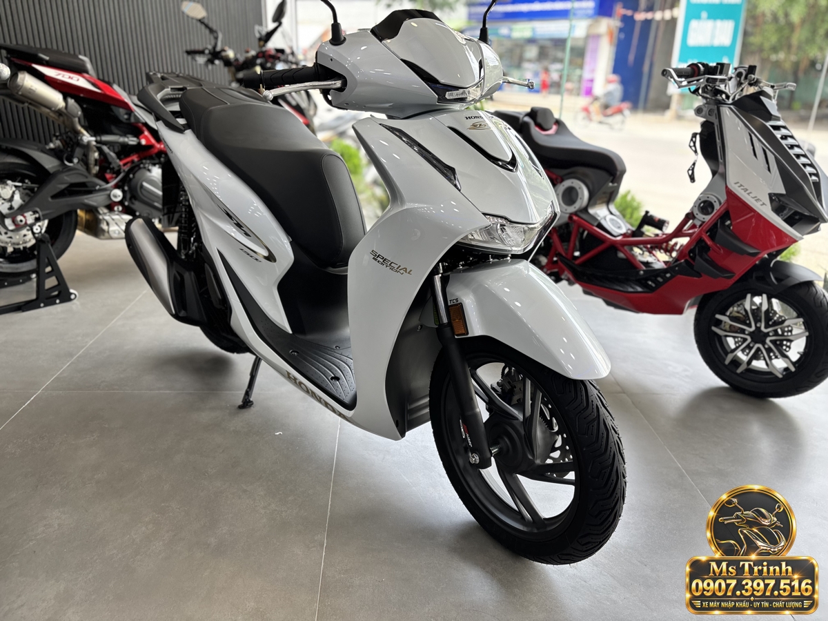 SH150i Ý 2027 màu trắng tại Đà Nẵng - Nhập khẩu nguyên chiếc, thiết kế sang trọng, giá tốt