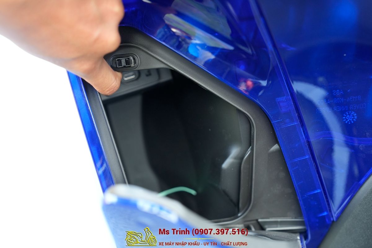 Honda SH150 Vetro Blue 2026 Limited Edition - Siêu phẩm SH Ý dàn áo xanh trong suốt cực hiếm tại Đà Nẵng