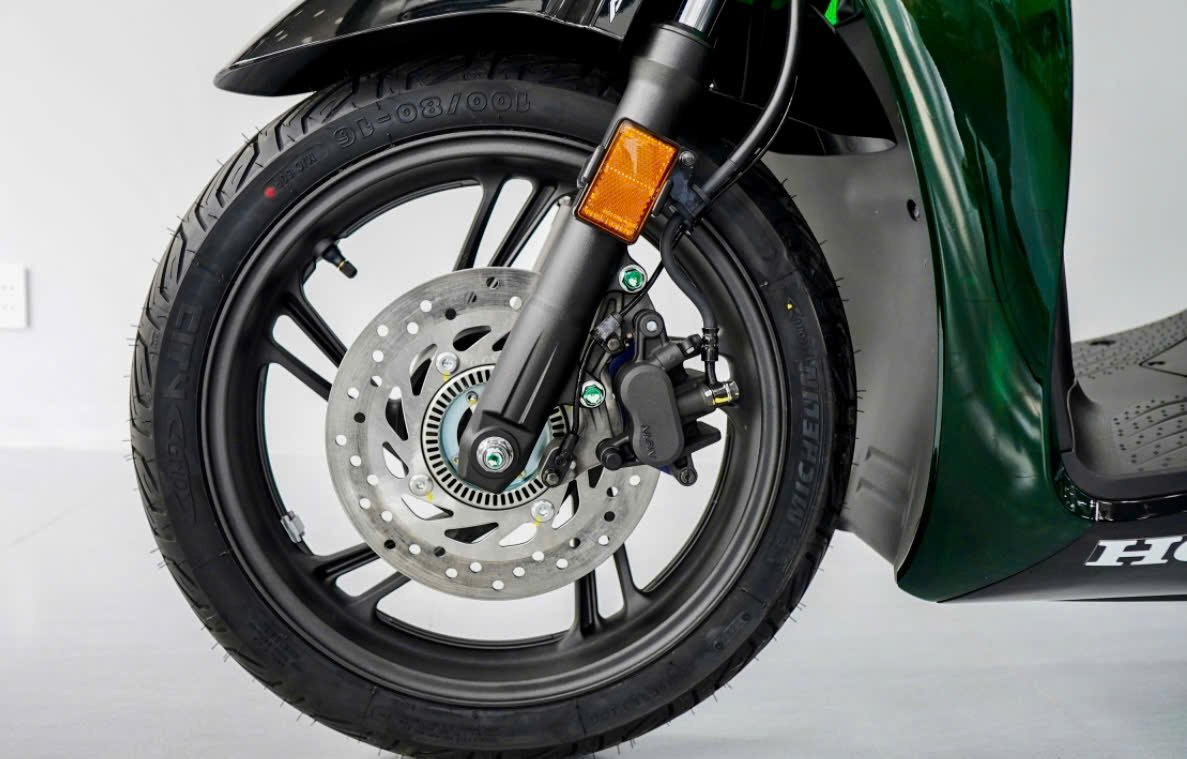 Honda SH150i Vetro 2025, Made In Italy, Nhập Chính Hãng Từ Ý tại Đà Nẵng