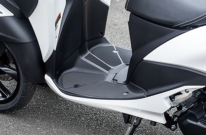 Yamaha Tricity 155 2025, Tay Ga bánh Kép Độc Đáo, Lần Đầu Tiên Có Tại Đà Nẵng
