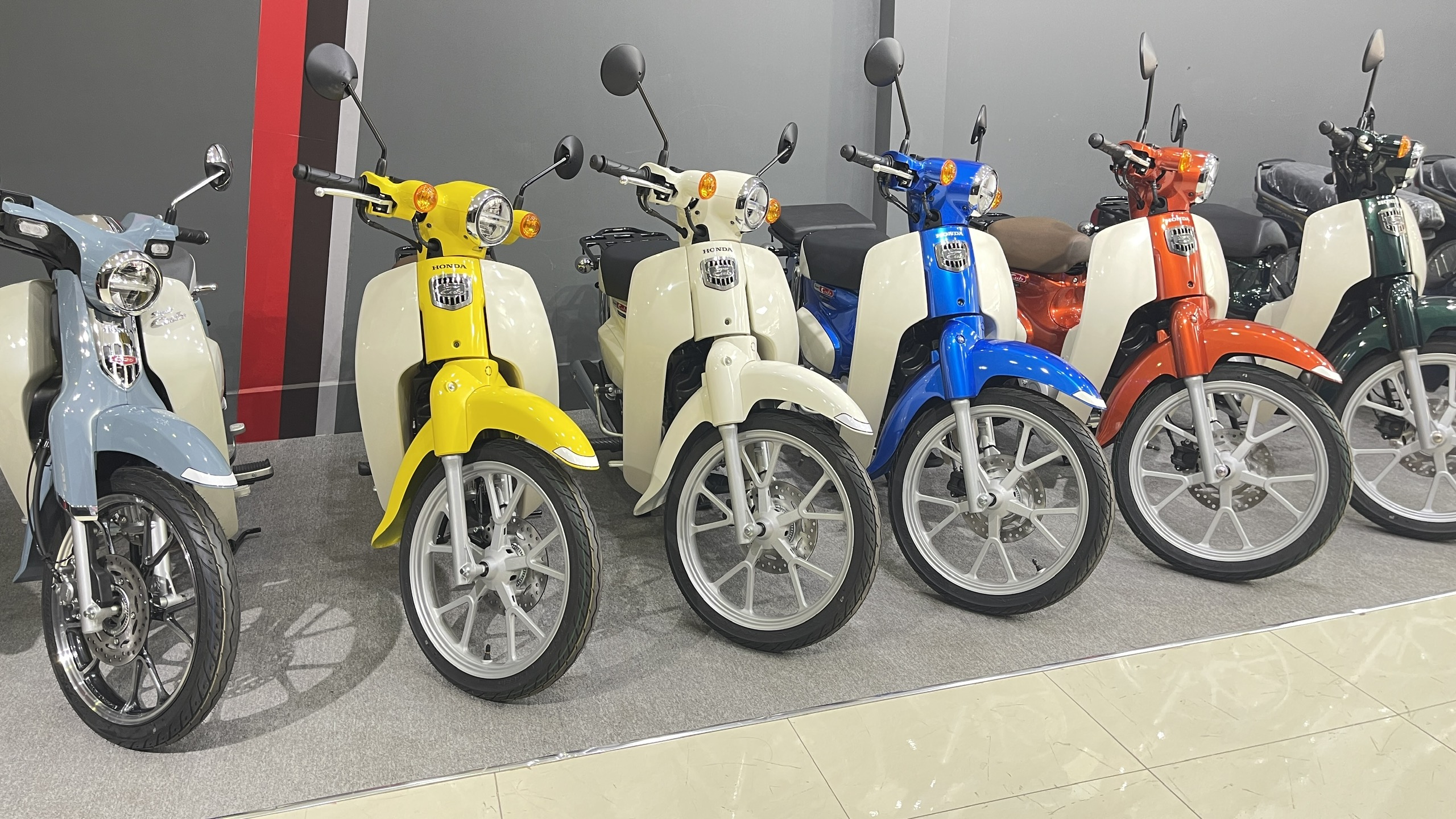 Honda Super Cub 110 ABS, Made In Japan, NK Chính Hãng, Hiếm tại Đà Nẵng