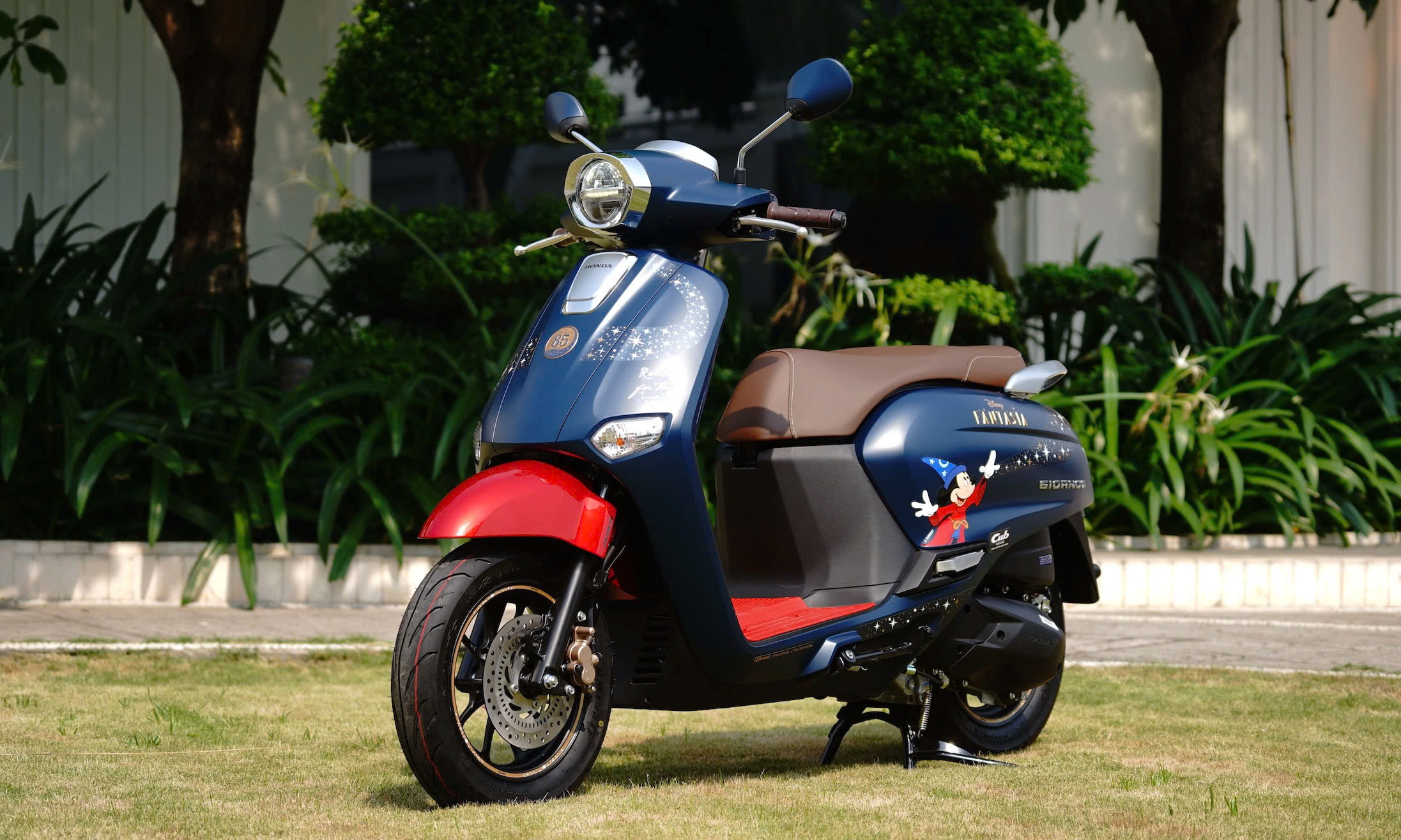 Honda Giorno+ Disney Fantasia 85, Bản Giới Hạn 2.000 xe tại Đà Nẵng
