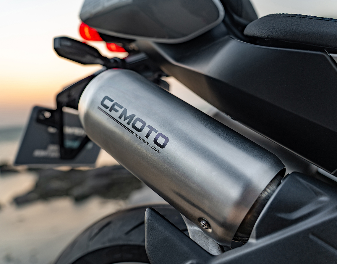 CF Moto VOOM 500SR, 4 Xi Lanh Thẳng Hàng, Retro Sport Độc Đáo