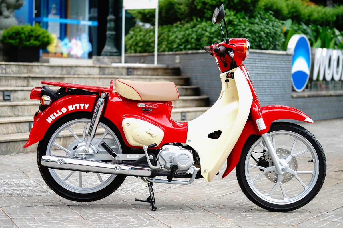 Honda Super Cub 110ABS Hello Kitty Edition, Made In Japan tại Hồ Chí Minh