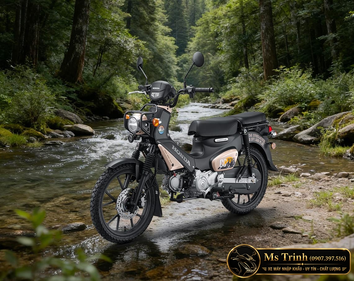 Honda Cross Cub CC110 2026 xuất hiện giữa khung cảnh thiên nhiên với phong cách khám phá